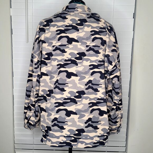Savanna Jane Corduroy Camo Long Sleeve Jacket Shacket‎ Size 2X - Picture 2 of 6
